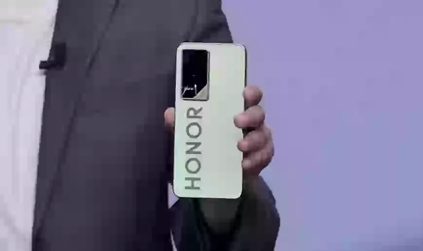 Таких смартфонов за 30 тысяч еще никто не делал. HONOR GT — это топ на Snapdragon 8 Gen 3