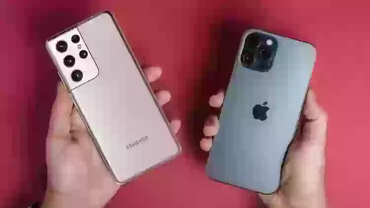 Если у людей есть деньги, они покупают iPhone. Вот пруф