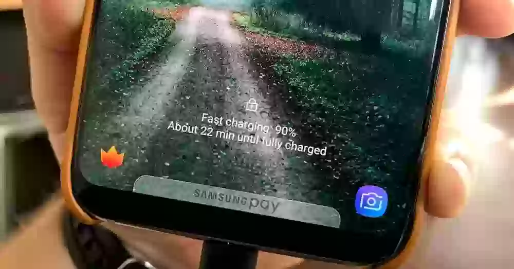 Быстрая и супер-быстрая зарядка от Samsung: есть ли разница